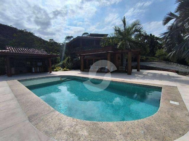 Casa / Sobrado em Condomínio para Venda em Niterói/RJ Itaipu 4 Quartos