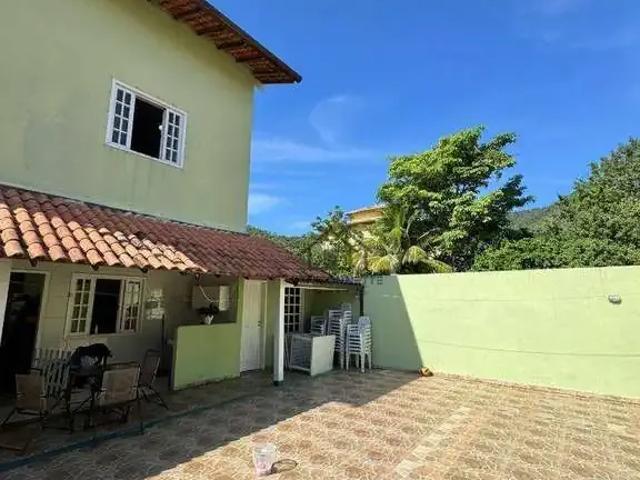 Casa / Sobrado em Condomínio para Venda em Niterói/RJ Itaipu 4 Quartos