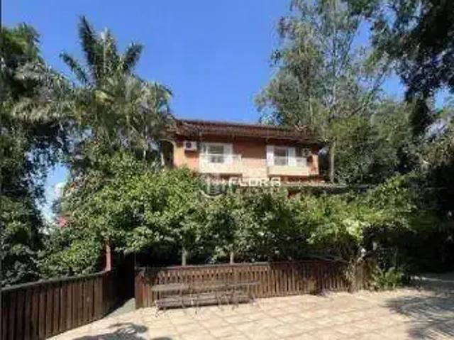 Casa / Sobrado em Condomínio para Venda em Niterói/RJ Maceió 4 Quartos