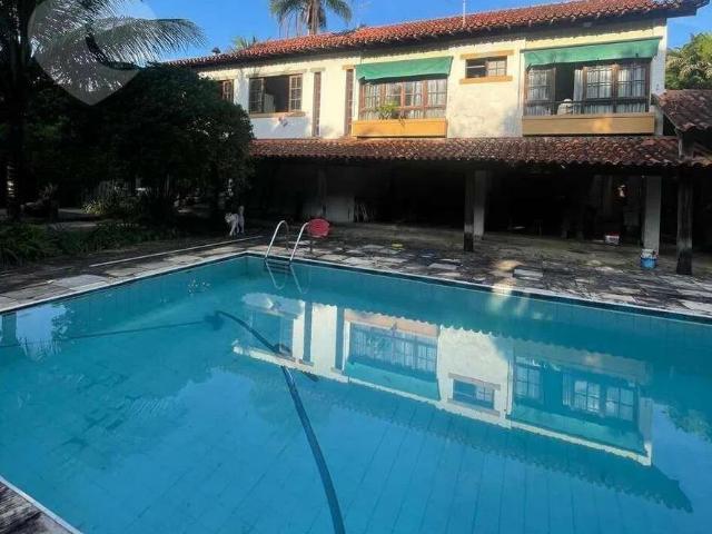 Casa / Sobrado em Condomínio para Venda em Niterói/RJ Maria Paula 3 Quartos