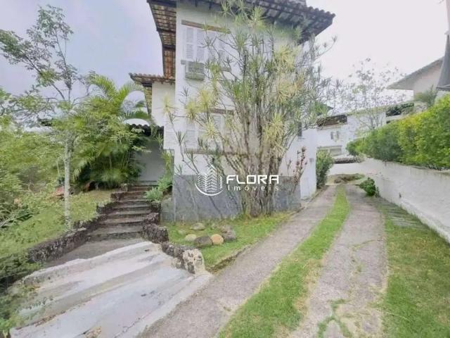 Casa / Sobrado em Condomínio para Venda em Niterói/RJ Pendotiba 4 Quartos