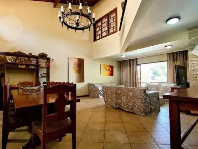 Casa / Sobrado em Condomínio para Venda em Niterói/RJ Baldeador 5 Quartos