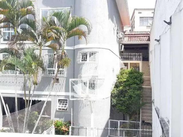 Casa / Sobrado em Condomínio para Venda em Niterói/RJ São Francisco 4 Quartos