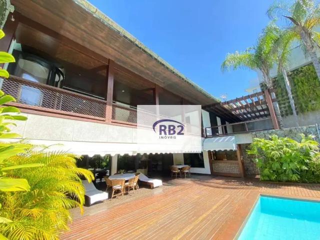 Casa / Sobrado em Condomínio para Venda em Niterói/RJ São Francisco 4 Quartos
