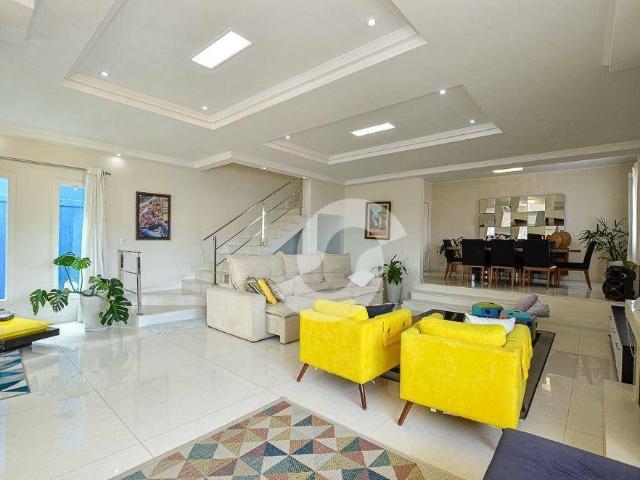 Casa / Sobrado em Condomínio para Venda em Niterói/RJ São Francisco 5 Quartos