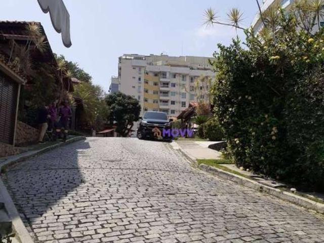 Casa / Sobrado em Condomínio para Venda em Niterói/RJ Santa Rosa 3 Quartos