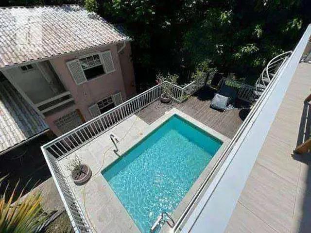 Casa / Sobrado em Condomínio para Venda em Niterói/RJ Sapê 4 Quartos