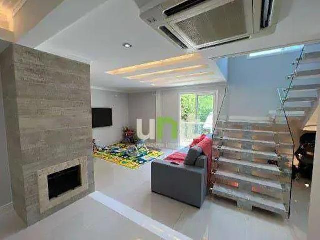 Casa / Sobrado em Condomínio para Venda em Niterói/RJ Pendotiba 4 Quartos