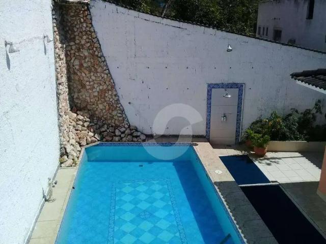 Casa / Sobrado em Condomínio para Venda em Niterói/RJ Sapê 7 Quartos