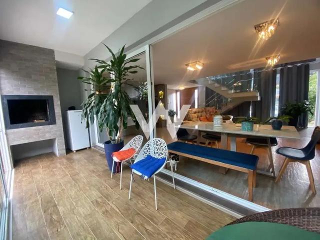 Casa / Sobrado em Condomínio para Venda em Novo Hamburgo/RS Hamburgo Velho 4 Quartos
