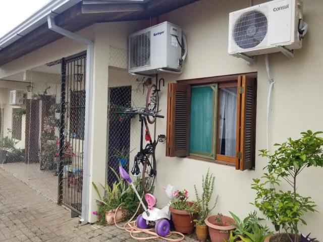 Casa / Sobrado em Condomínio para Venda em Novo Hamburgo/RS Hamburgo Velho 3 Quartos