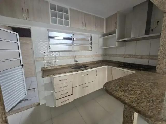Casa / Sobrado em Condomínio para Venda em Nova Iguaçu/RJ Moqueta 2 Quartos