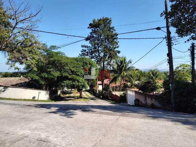 Casa / Sobrado em Condomínio para Venda em Nova Iguaçu/RJ Paraíso 4 Quartos