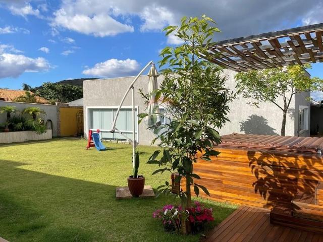 Casa / Sobrado em Condomínio para Venda em Nova Lima/MG Balneário Água Limpa 4 Quartos
