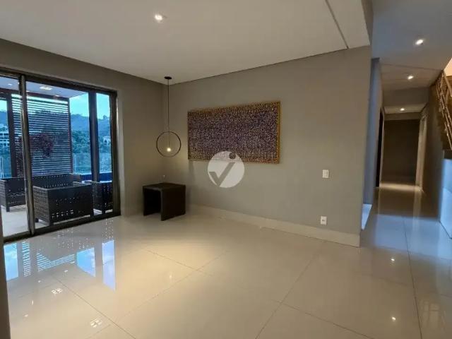 Casa / Sobrado em Condomínio para Venda em Nova Lima/MG Vale dos Cristais 5 Quartos