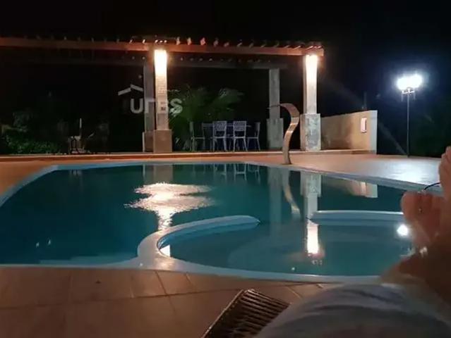 Casa / Sobrado em Condomínio para Venda em Nova Veneza/GO Centro 1 Quartos