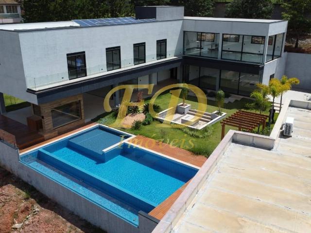 Casa / Sobrado em Condomínio para Venda em Atibaia/SP Tanque 4 Quartos