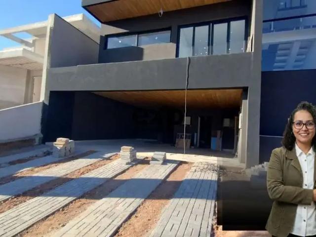 Casa / Sobrado em Condomínio para Venda em Atibaia/SP Boa Vista 4 Quartos
