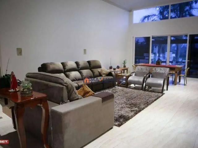 Casa / Sobrado em Condomínio para Venda em Atibaia/SP Condomínio Porto Atibaia 5 Quartos