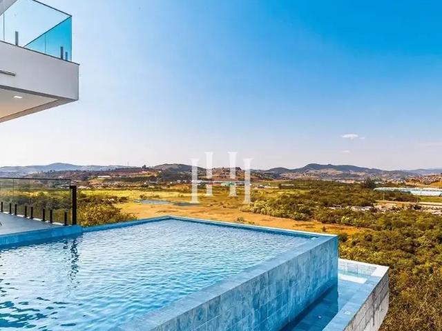 Casa / Sobrado em Condomínio para Venda em Atibaia/SP Condomínio Serra da Estrela 5 Quartos