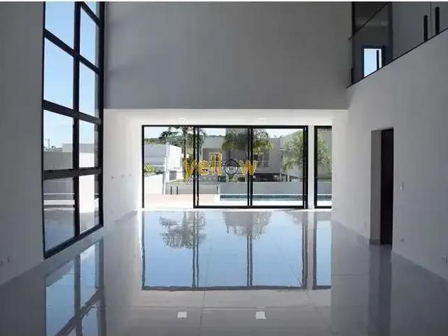 Casa / Sobrado em Condomínio para Venda em Atibaia/SP Jardim Colonial 4 Quartos