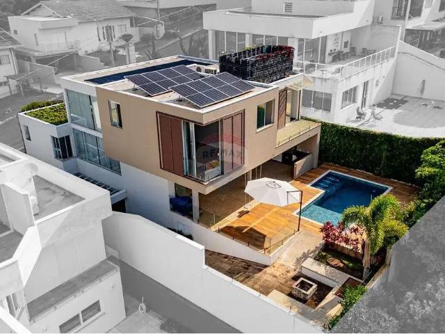 Casa / Sobrado em Condomínio para Venda em Atibaia/SP Jardim Maristela 4 Quartos