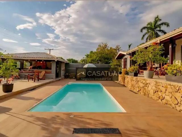 Casa / Sobrado em Condomínio para Venda em Atibaia/SP Jardim Shangri Lá 3 Quartos