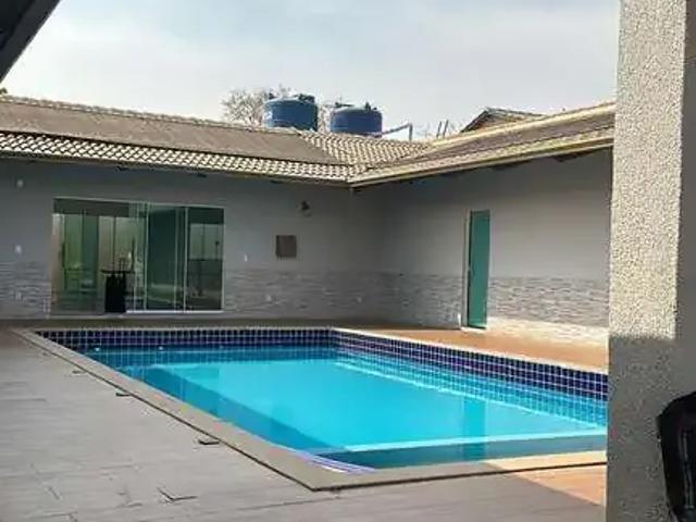 Casa / Sobrado em Condomínio para Venda em Alexânia/GO Centro 6 Quartos