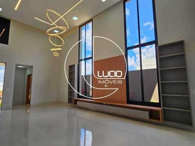 Casa / Sobrado em Condomínio para Venda em Anápolis/GO Condomínio Residencial Grand Trianon 4 Quartos