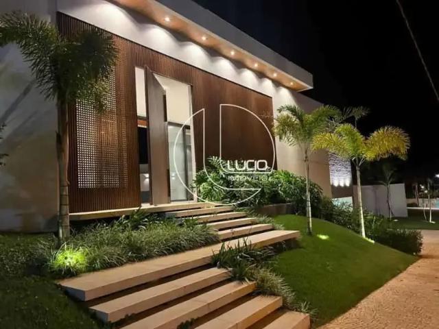 Casa / Sobrado em Condomínio para Venda em Anápolis/GO Residencial Anaville 4 Quartos