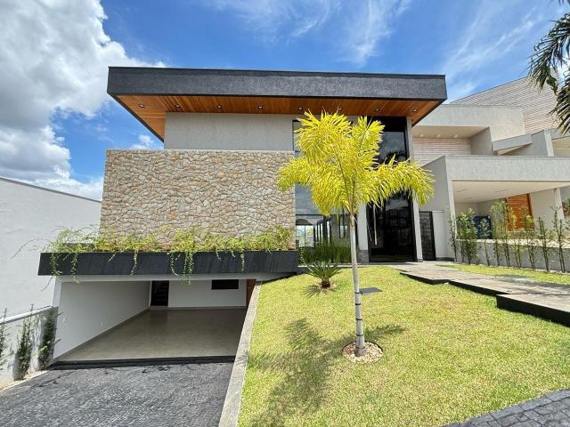Casa / Sobrado em Condomínio para Venda em Anápolis/GO Residencial Anaville 5 Quartos