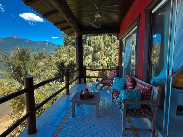 Casa / Sobrado em Condomínio para Venda em Angra dos Reis/RJ Bracuí Cunhambebe 5 Quartos