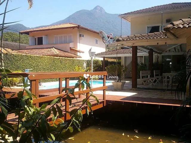 Casa / Sobrado em Condomínio para Venda em Angra dos Reis/RJ Frade Cunhambebe 5 Quartos