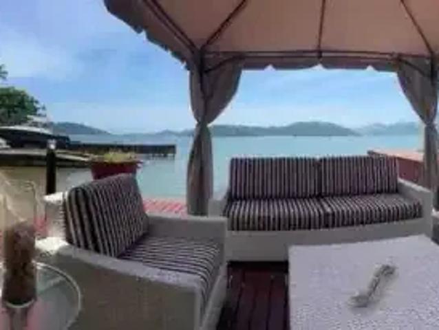 Casa / Sobrado em Condomínio para Venda em Angra dos Reis/RJ Portogalo 6 Quartos