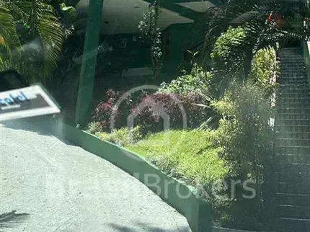 Casa / Sobrado em Condomínio para Venda em Angra dos Reis/RJ Portogalo 6 Quartos