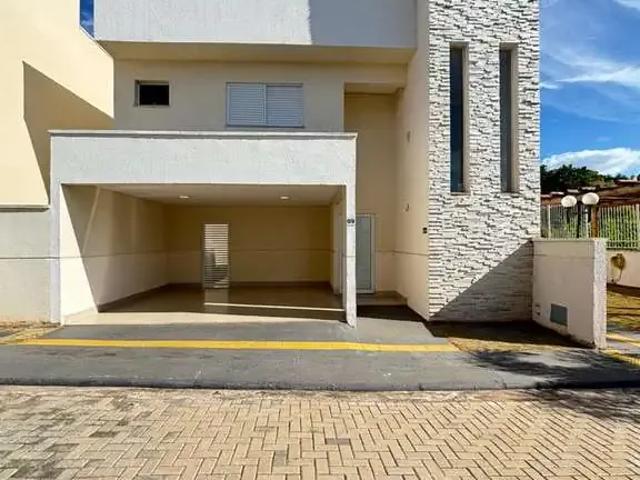 Casa / Sobrado em Condomínio para Venda em Aparecida de Goiânia/GO Cardoso Continuação 3 Quartos
