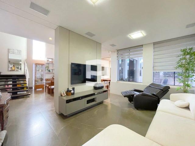 Casa / Sobrado em Condomínio para Venda em Apucarana/PR Jardim Espanha 3 Quartos