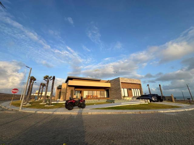 Casa / Sobrado em Condomínio para Venda em Aquiraz/CE Tapera 4 Quartos