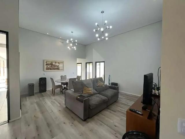 Casa / Sobrado em Condomínio para Venda em Araçoiaba da Serra/SP Araçoiabinha 3 Quartos