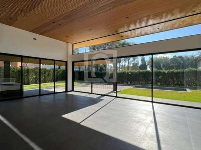 Casa / Sobrado em Condomínio para Venda em Araçoiaba da Serra/SP Chacara Santa Terezinha 4 Quartos