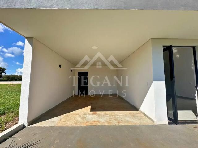 Casa / Sobrado em Condomínio para Venda em Arandu/SP Riviera de Santa Cristina 3 Quartos