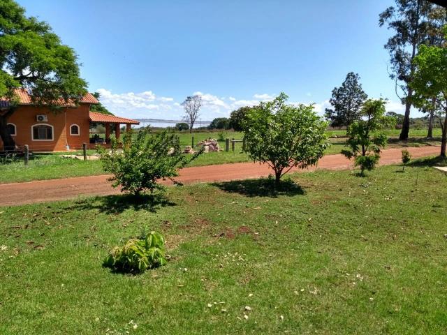 Casa / Sobrado em Condomínio para Venda em Arandu/SP Riviera de Santa Cristina IV 3 Quartos