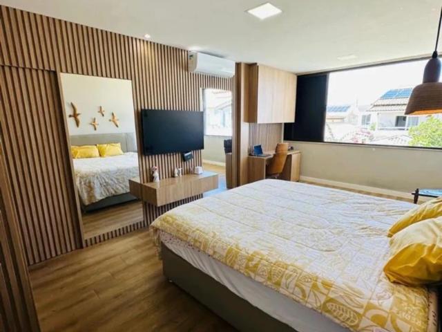 Casa / Sobrado em Condomínio para Venda em Aracaju/SE Zona de Expansão Aruana 3 Quartos