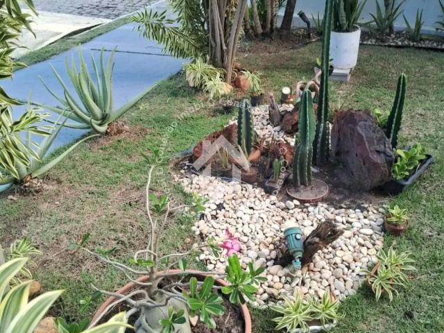 Casa / Sobrado em Condomínio para Venda em Aracaju/SE Aruana 4 Quartos
