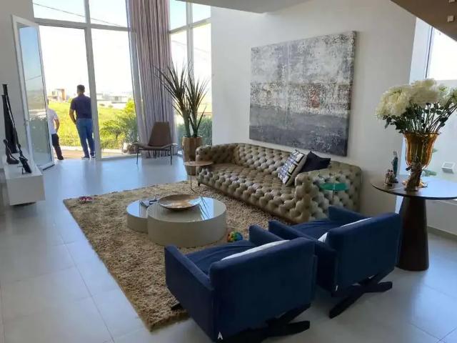 Casa / Sobrado em Condomínio para Venda em Arapiraca/AL Senador Arnon de Melo 4 Quartos