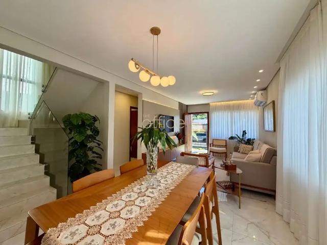 Casa / Sobrado em Condomínio para Venda em Araquari/SC Itinga 4 Quartos