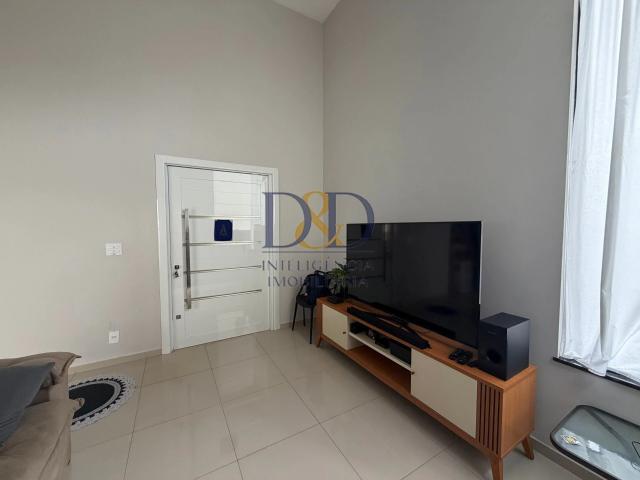 Casa / Sobrado em Condomínio para Venda em Araras/SP Jardim Terras de Carolina 3 Quartos
