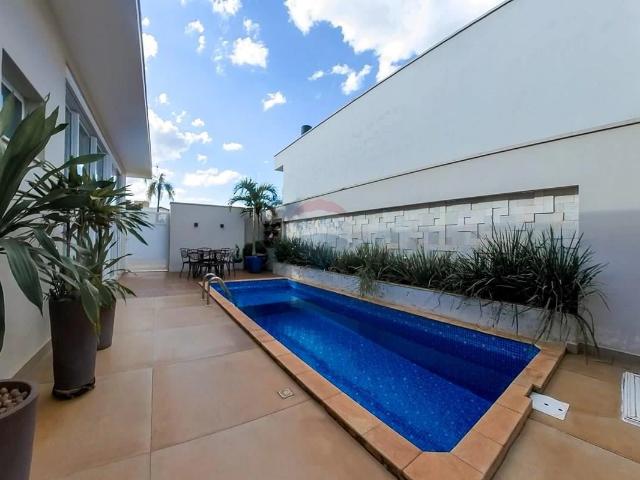 Casa / Sobrado em Condomínio para Venda em Araras/SP Jardins de Samantha III 4 Quartos