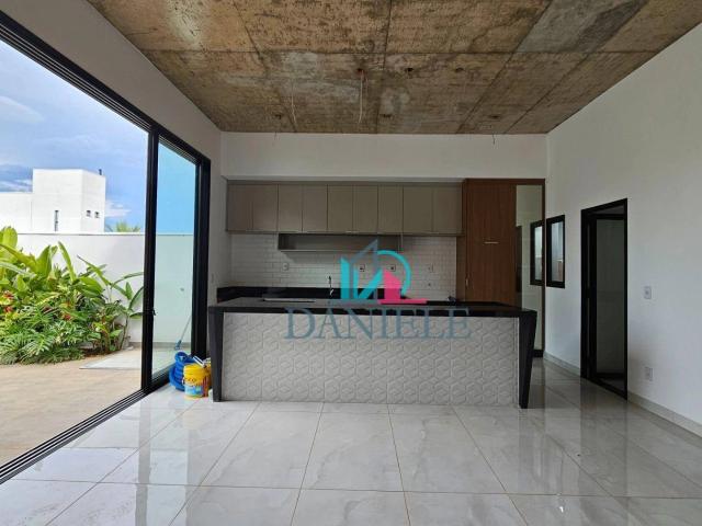 Casa / Sobrado em Condomínio para Venda em Araraquara/SP Condomínio Buona Vita 3 Quartos