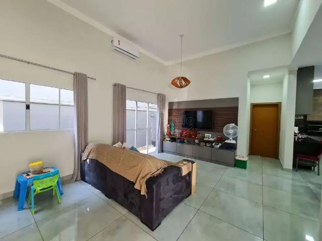 Casa / Sobrado em Condomínio para Venda em Araraquara/SP Condomínio Quinta das Tipuanas 3 Quartos